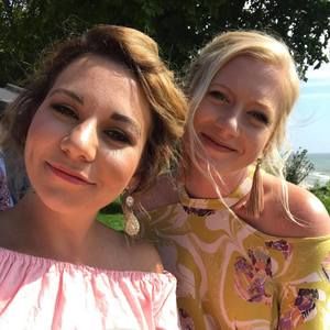 Meet your Posher, Georgia